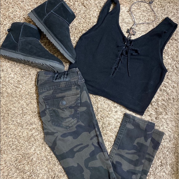 Excellent Condition True Religion Camp Jeggings 🖤 - Picture 2 of 5